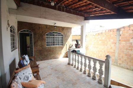 Casa à venda com 120m², 5 quartos e 1 vagaQuintal