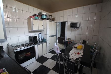 Casa à venda com 120m², 5 quartos e 1 vagaCozinha