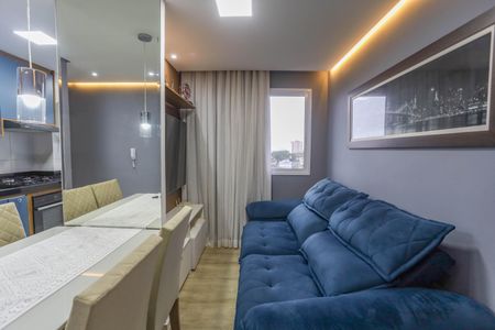 Sala de apartamento à venda com 2 quartos, 45m² em Piraporinha, Diadema