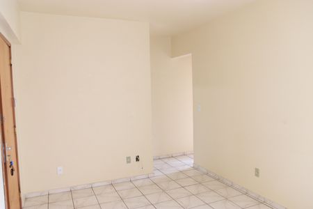 Sala de apartamento para alugar com 2 quartos, 65m² em Alto da Glória, Goiânia