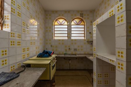 Casa à venda com 280m², 4 quartos e 4 vagasCozinha