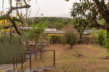 Casa à venda com 280m², 4 quartos e 4 vagasEntrada