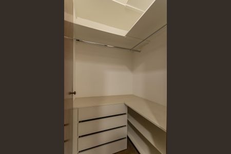 Casa à venda com 280m², 4 quartos e 4 vagasQuarto 2 - Closet