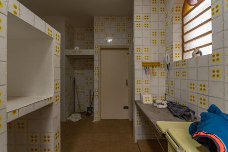 Casa à venda com 280m², 4 quartos e 4 vagasCozinha