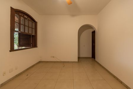 Casa à venda com 280m², 4 quartos e 4 vagasCopa