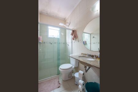 Casa à venda com 110m², 3 quartos e 3 vagasBanheiro 2