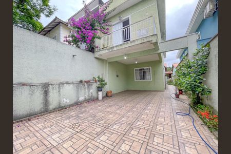 Casa à venda com 110m², 3 quartos e 3 vagasGaragem