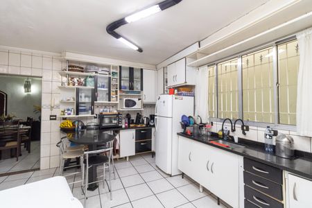 Casa à venda com 151m², 2 quartos e sem vaga Casa à venda com 151m², 2 quartos e sem vagaCozinha