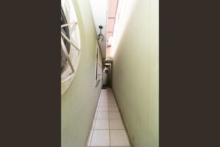 Casa à venda com 151m², 2 quartos e sem vaga Casa à venda com 151m², 2 quartos e sem vagaCorredor Lateral