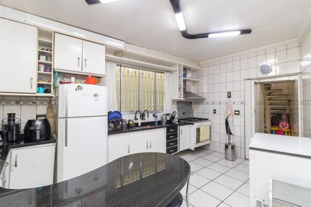 Casa à venda com 151m², 2 quartos e sem vaga Casa à venda com 151m², 2 quartos e sem vagaCozinha