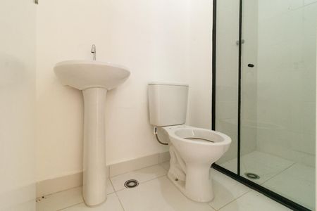 Apartamento para alugar com 33m², 2 quartos e sem vaga Apartamento para alugar com 33m², 2 quartos e sem vagaBanheiro