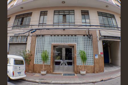 Apartamento à venda com 60m², 1 quarto e sem vagaFachada