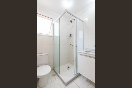 Apartamento para alugar com 68m², 2 quartos e 1 vaga Apartamento para alugar com 68m², 2 quartos e 1 vagaBanheiro da Suíte