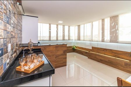 Apartamento à venda com 127m², 2 quartos e 1 vaga