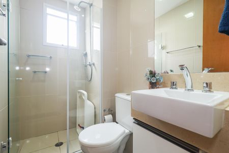 Apartamento à venda com 85m², 3 quartos e 2 vagas Apartamento à venda com 85m², 3 quartos e 2 vagasBanheiro