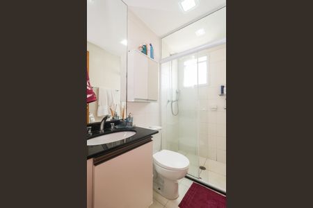 Apartamento à venda com 85m², 3 quartos e 2 vagas Apartamento à venda com 85m², 3 quartos e 2 vagasBanheiro da Suíte