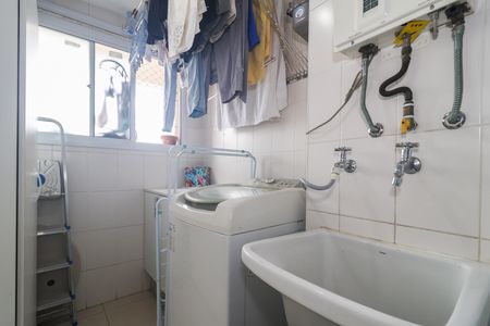 Apartamento à venda com 85m², 3 quartos e 2 vagas Apartamento à venda com 85m², 3 quartos e 2 vagasÁrea de Serviço
