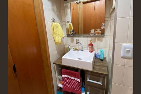 Lavabo de apartamento para alugar com 2 quartos, 57m² em Artur Alvim, São Paulo