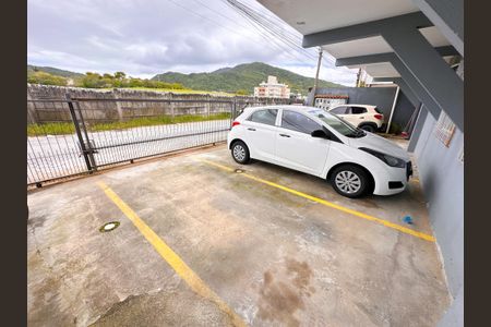 Garagem de apartamento para alugar com 2 quartos, 65m² em Ingleses do Rio Vermelho, Florianópolis