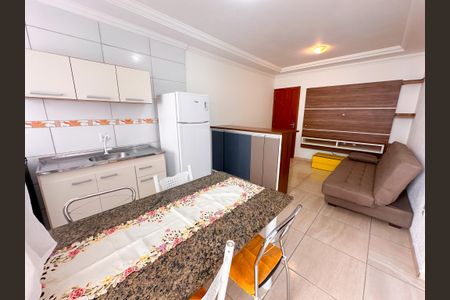 Apartamento para alugar com 65m², 2 quartos e 1 vagaCozinha
