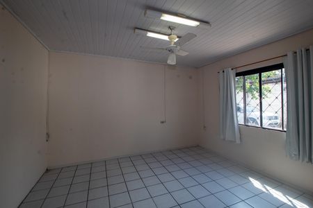 Casa para alugar com 140m², 3 quartos e 1 vaga Casa para alugar com 140m², 3 quartos e 1 vagaSala 2