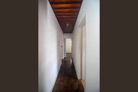 Casa para alugar com 140m², 3 quartos e 1 vaga Casa para alugar com 140m², 3 quartos e 1 vagaCorredor