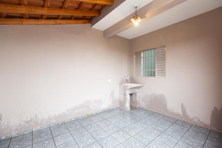 Casa para alugar com 60m², 2 quartos e 1 vaga Casa para alugar com 60m², 2 quartos e 1 vagaÁrea de Serviço