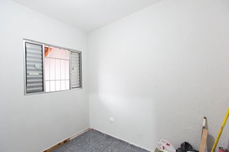 Quarto 1 de casa para alugar com 2 quartos, 60m² em Parque Guarani, São Paulo