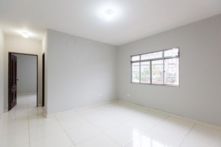 Sala de casa para alugar com 2 quartos, 60m² em Parque Guarani, São Paulo