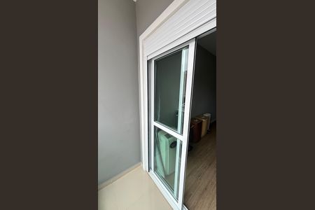 Casa à venda com 104m², 2 quartos e 2 vagasSuite Varanda