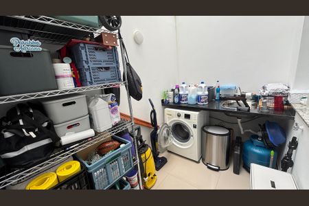 Casa à venda com 104m², 2 quartos e 2 vagasÁrea de Serviço