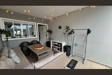 Casa à venda com 104m², 2 quartos e 2 vagasGaragem