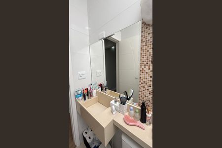 Casa à venda com 104m², 2 quartos e 2 vagasBanheiro