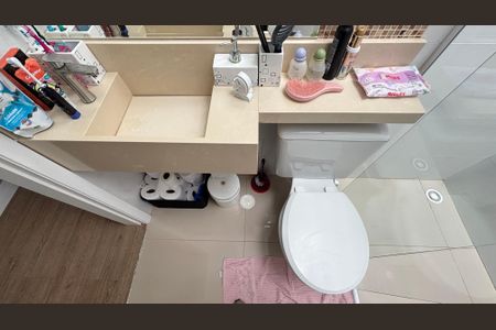 Casa à venda com 104m², 2 quartos e 2 vagasBanheiro