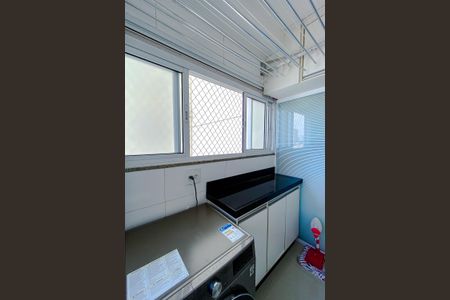 Apartamento à venda com 108m², 3 quartos e 2 vagas Apartamento à venda com 108m², 3 quartos e 2 vagasÁrea de Serviço