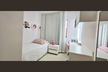 Casa à venda com 194m², 3 quartos e 4 vagas