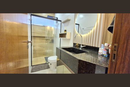 Casa à venda com 194m², 3 quartos e 4 vagas