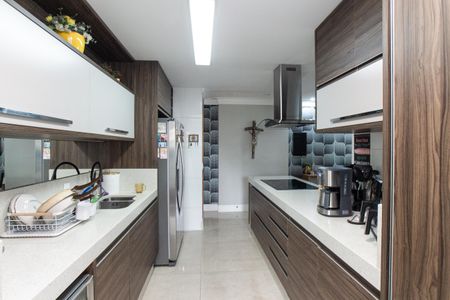 Apartamento à venda com 97m², 3 quartos e 2 vagasCozinha