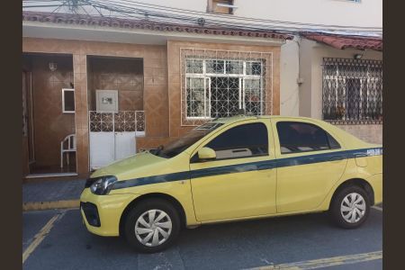 Casa de condomínio à venda com 80m², 2 quartos e 1 vagaGaragem