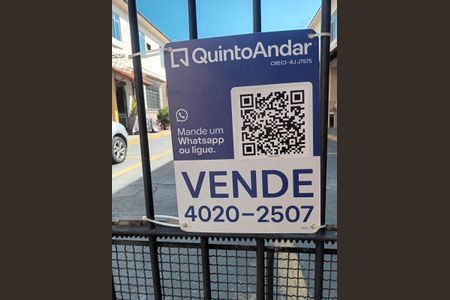 Casa de condomínio à venda com 80m², 2 quartos e 1 vagaPlaca de Venda