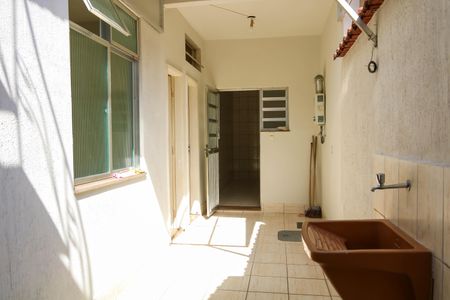 Casa de condomínio à venda com 80m², 2 quartos e 1 vagaArea de Serviço - 1º Pavimento