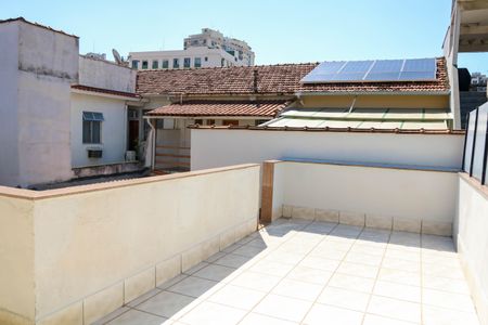 Casa de condomínio à venda com 80m², 2 quartos e 1 vagaTerraço