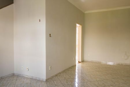 Casa de condomínio à venda com 80m², 2 quartos e 1 vagaSala - 1º Pavimento