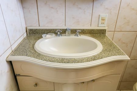 Casa de condomínio à venda com 80m², 2 quartos e 1 vagaBanheiro - 2º Pavimento