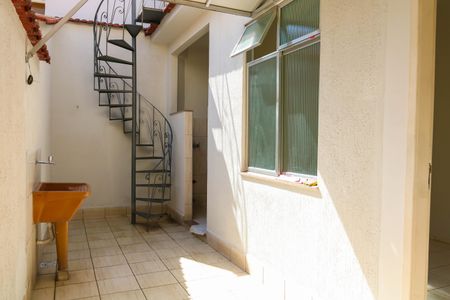 Casa de condomínio à venda com 80m², 2 quartos e 1 vagaArea de Serviço - 1º Pavimento