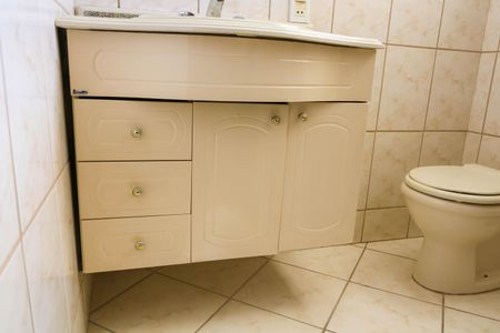 Casa de condomínio à venda com 80m², 2 quartos e 1 vagaBanheiro - 2º Pavimento