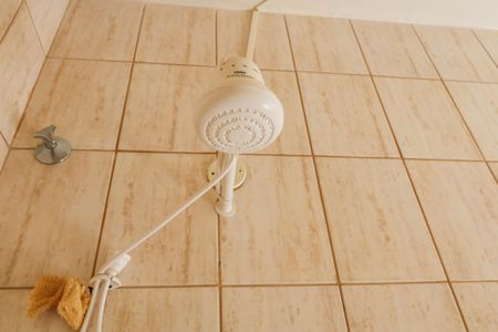 Casa de condomínio à venda com 80m², 2 quartos e 1 vagaBanheiro de Serviço  - 1º Pavimento