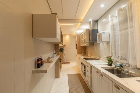 Apartamento para alugar com 97m², 2 quartos e 1 vaga Apartamento para alugar com 97m², 2 quartos e 1 vagaCozinha