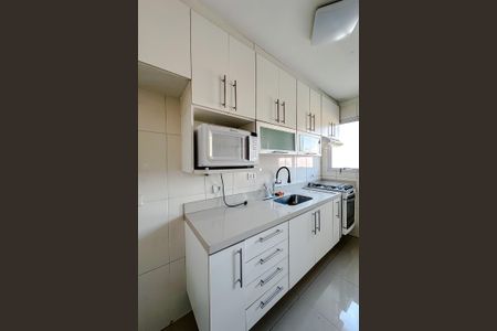 Apartamento à venda com 58m², 2 quartos e 1 vagaCozinha