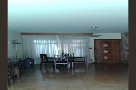 Casa à venda com 3 quartos, 169m² em Chácara Santo Antônio (Zona Sul), São Paulo